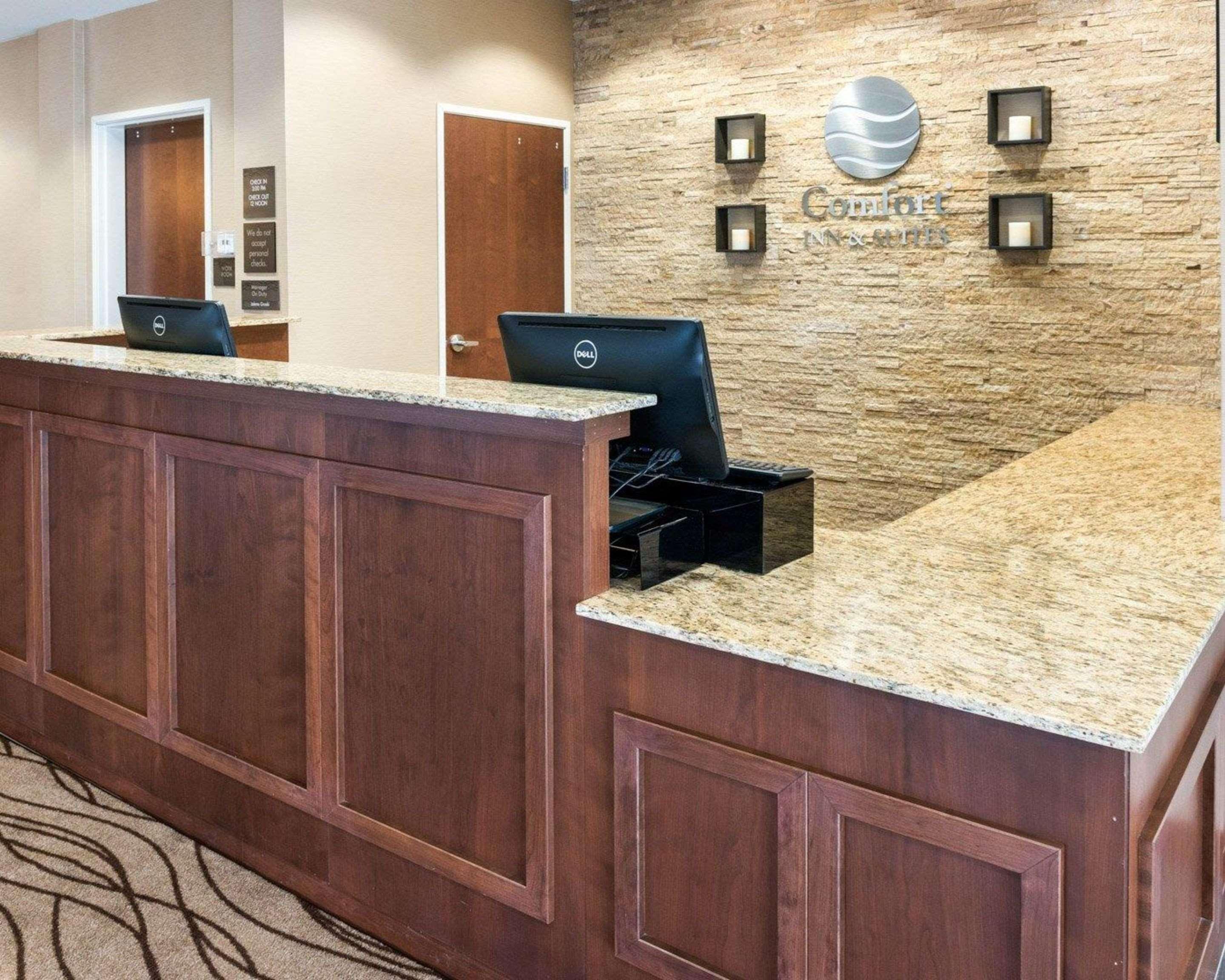 Comfort Inn & Suites West - Medical Center Rochester Kültér fotó