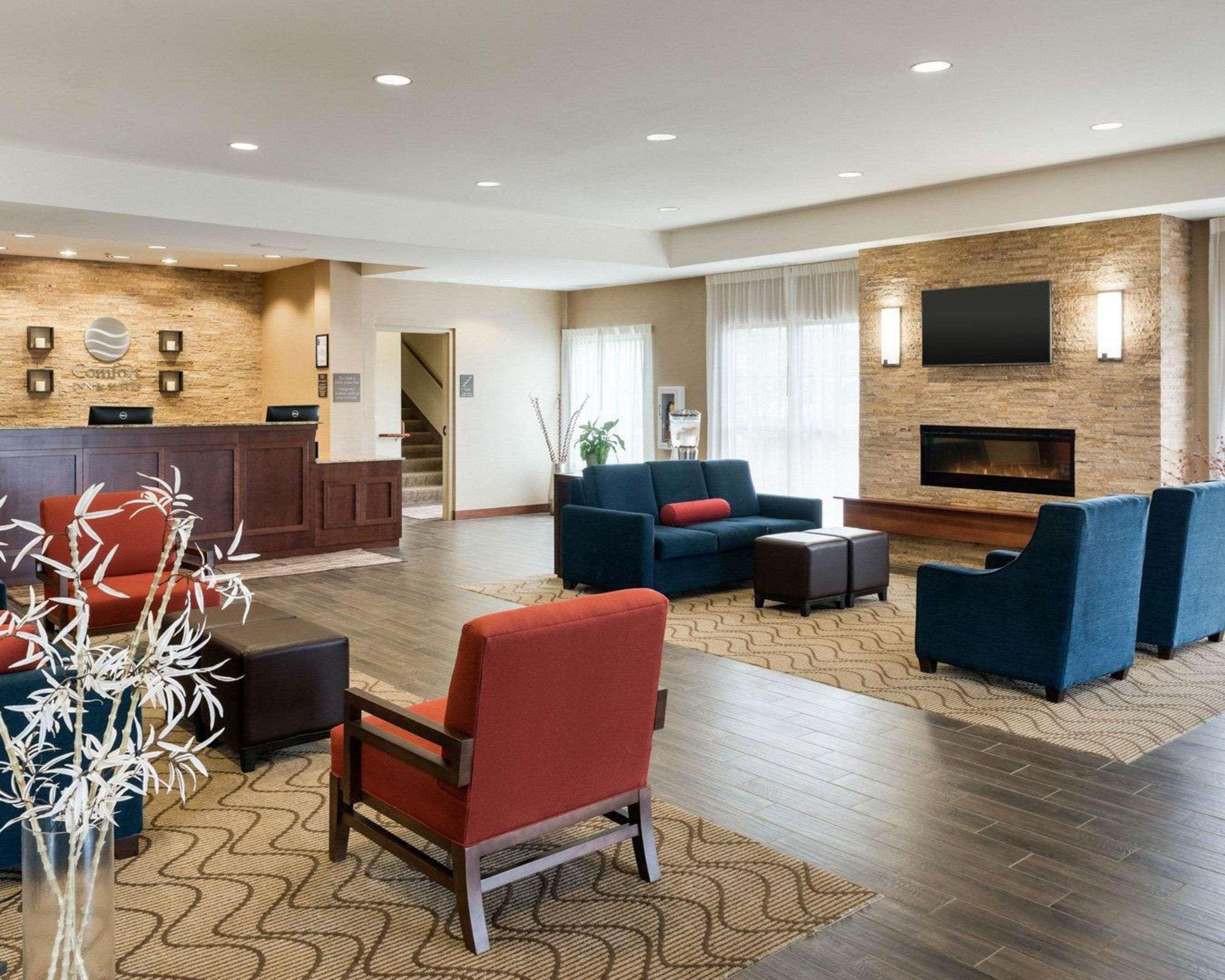 Comfort Inn & Suites West - Medical Center Rochester Kültér fotó