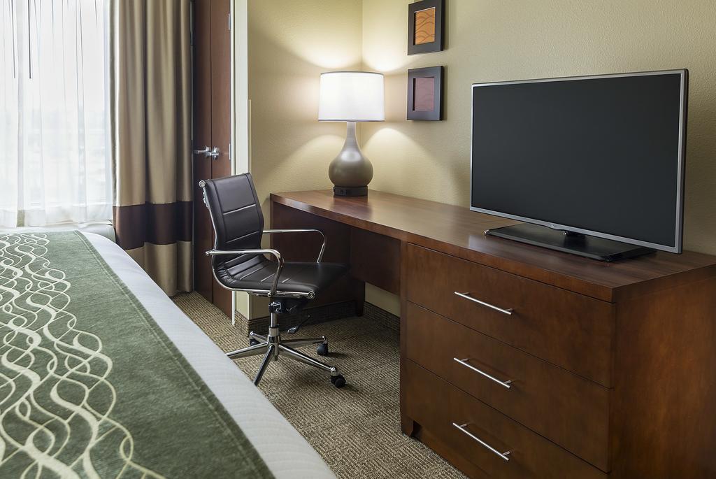 Comfort Inn & Suites West - Medical Center Rochester Kültér fotó